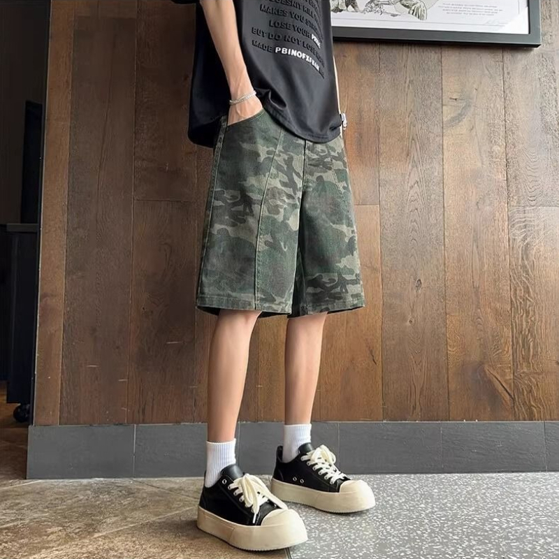 Outdoor Adventure Hong Kong - Men's Outdoor Adventure Camouflage Denim Shorts