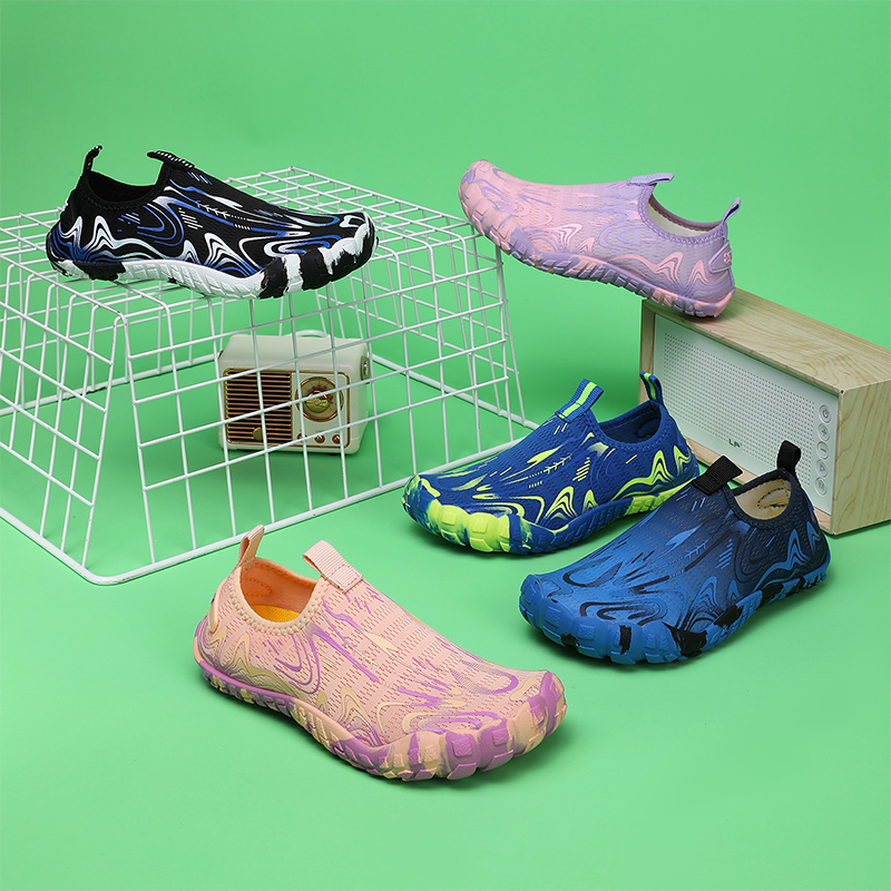 Boys Girls Aqua Shoes Kids Qui - огляд і ціна Outdoor Adventure Girl